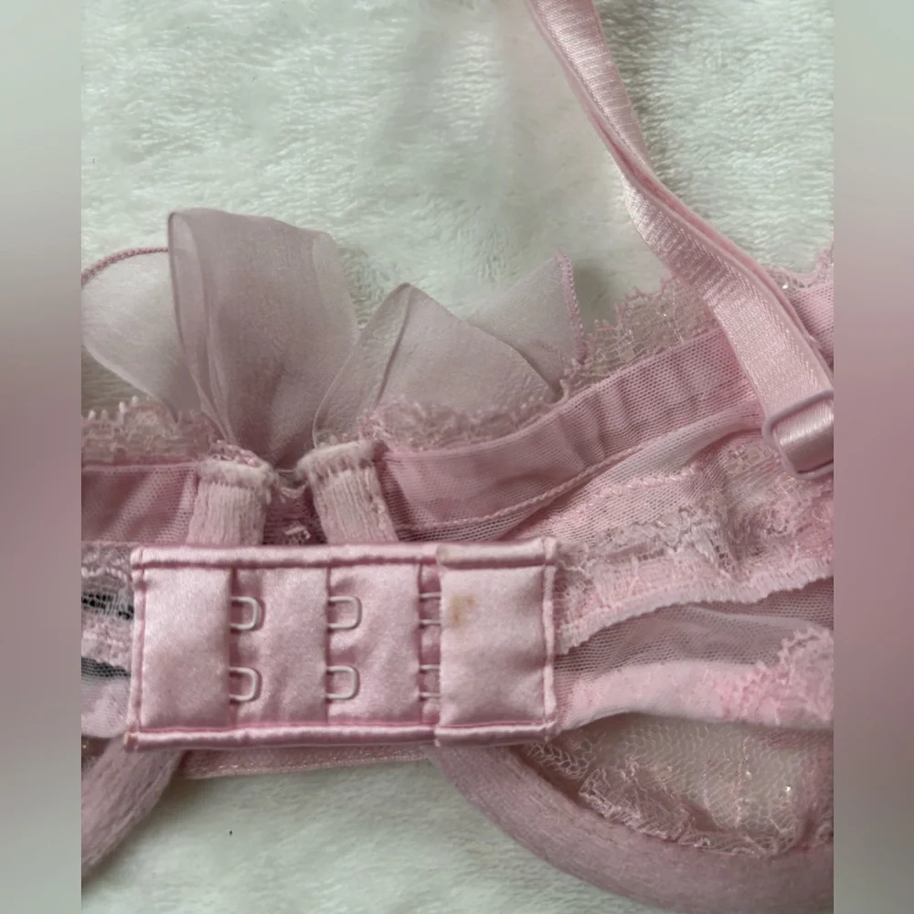 Victoria secret designer collection lace bra - Picture 3 of 6